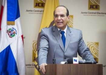 Presidente JCE  llama a  dominicanos ‘acudir a votar es donde se defiende el voto’