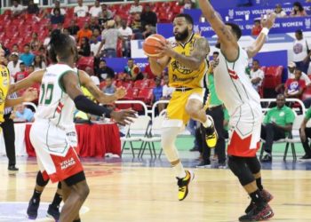 Huellas del Siglo, Rafael Barias y Mauricio Báez ganan en TBS Distrito