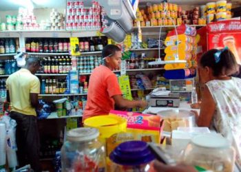 El dinero en efectivo, tarjeta de credito y ATH , vinculo  para contagio del nuevo coronavirus