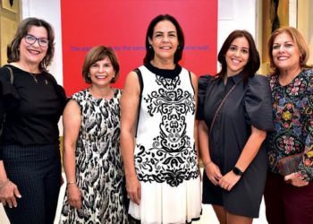 Trazos en favor de la niñez dominicana