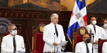 Eduardo Estrella afirma al presidente Luis Abinader «Podrá contar con el Congreso Nacional sin renunciar a su papel fiscalizador»