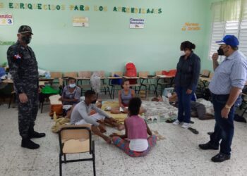 Ministro de Educación instruye realizar recorrido por centros educativos afectados por la tormenta Laura