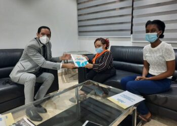 Alianza Cristiana Dominicana se reúne con legisladores dominicanos para promover tres causales del Código Penal