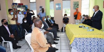 Presidente de la Cámara de Diputados Alfredo Pacheco visita varios Centros Educativos y Culturales de Cristo Rey