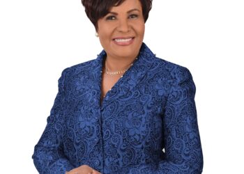 Josefa Castillo dispone compañías   de Seguros reabran en nueva normalidad con normas de cumplimientos sanitario