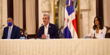 Presidente Abinader declaró de interés nacional el acceso igualitario a la tecnología 5G y banda ancha y llama a licitación