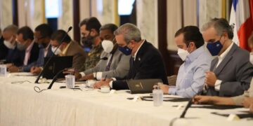 Gobierno y entidades firman acuerdo para reinserción jóvenes a la sociedad