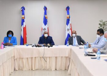 La Comisión Especial del Senado  para la designación de los Miembros de la JCE se declara en sesión permanente hasta concluir presentación de postulantes