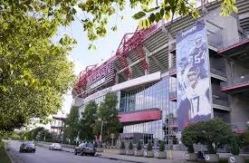 NFL y sindicato acuerdan pruebas diarias de COVID-19