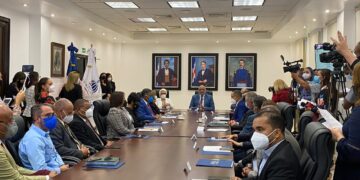 Mesa Veeduría acompañará Compras y Contrataciones del MINERD  Ministro Fulcar proclama primera lección es la ética y la transparencia