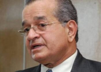 Franklin Almeyda advirtió que  reducción fondos a partidos provocaría sean financiados por narcotráfico