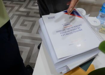 Proyecto de Ley de Presupuesto 2021 contempla gravar el salario de Navidad