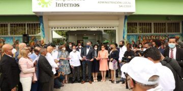 Abinader encabeza inauguración oficina de DGII en Salcedo