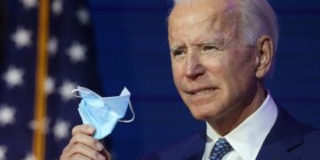 Biden y Trump rinden honor a excombatientes