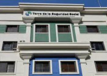 Extienden hasta el 31 de diciembre la cobertura de atenciones médicas para los trabajadores suspendidos