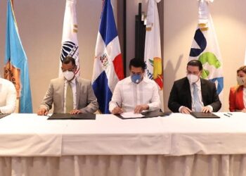 A partir del 25 de noviembre será puesto en uso el  Formulario Digital para agilizar procesos en aeropuertos del país