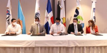 A partir del 25 de noviembre será puesto en uso el  Formulario Digital para agilizar procesos en aeropuertos del país