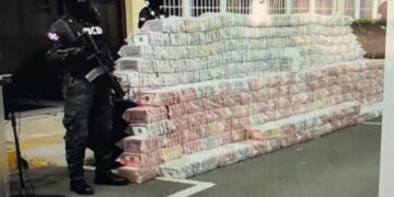 DNCD ocupa 1,747 paquetes presumibles de cocaína, es el más grande confiscado en puerto de Haina