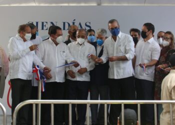 Presidente Abinader entrega Centro Diagnóstico y Atención Primaria en Navarrete-Santiago