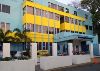 SNS anuncia licitación para remozamiento de 71 centros de salud