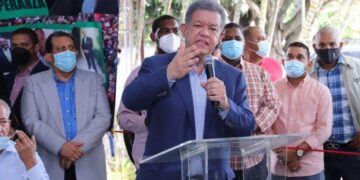 Leonel Fernández asegura FP se posiciona como primer partido de oposición