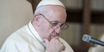 El Vaticano investiga el «me gusta» de la cuenta del papa Francisco a la foto de una modelo brasileña en Instagram