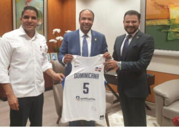 Banreservas patrocinará la selección de baloncesto RD