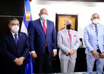 Presidente Cámara Diputados manifiesta apoyo al Plan de Educativo a distancia