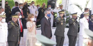 Presidente Luis Abinader encabeza graduación de 43 cadetes de la Academia Militar Batalla de Las Carreras