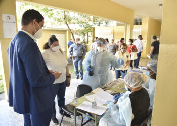 Ministerio de Educación interviene y centros educativos para prevenir casos de COVID19