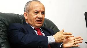 Autoridades allanan y arrestan ex ministro de Salud Pública Freddy Hidalgo