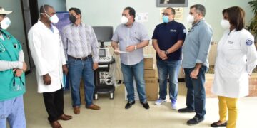 SNS entrega más de RD$ 20 millones en equipos para seis hospitales
