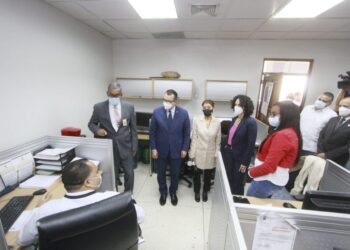 Pleno JCE realiza recorrido por edificios de la sede principal; evalúan estado de las instalaciones