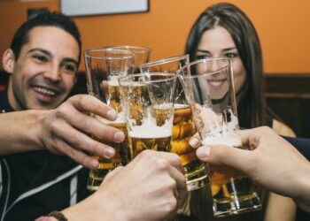 México implementa   Ley seca  durante los fines de semana para evitar contagios  de Covid-19