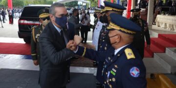 Presidente Abinader encabeza XIX graduación de cadetes de la Academia Aérea