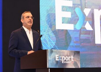 Presidente afirma aumento exportaciones favorece la recuperación económica y bienestar de la gente