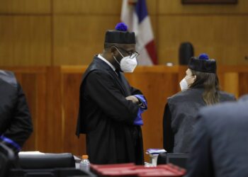 MP continúa este lunes medidas de coerción contra exfuncionarios de DM