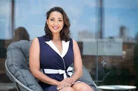 Locutora gana un Voice Arts Awards por segundo año consecutivo