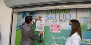 Ministerio de Salud clausura laboratorio clínico en Boca Chica