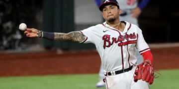 Johan Camargo firma por un año con Bravos