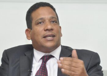 Contrataciones Públicas afirma 140 funcionarios fueron suspendidos como proveedores del Estado