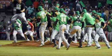 Estrellas arruinan debut de Guerrero Jr.