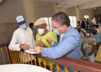 APORDOM entrega bono navideño a 147 sindicatos portuarios en todo el país