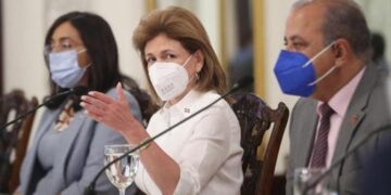 El Gabinete de Salud se reúne para tratar situación de la covid-19