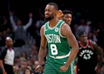 Kemba Walker de Boston Celtics estará fuera hasta enero tras una inyección de células madre en la rodilla
