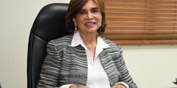 Salud Pública exhorta a familia vacunar niñas contra el virus del papiloma e informa tiene disponible vacunas