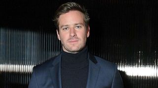 Luego de su polémica sexual, Armie Hammer abandona la serie sobre «The Godfather»