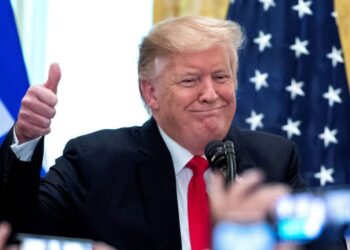 Republicanos proponen retrasar el juicio político a Trump hasta febrero