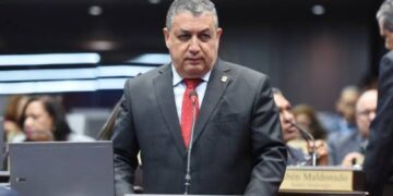 Gustavo Sánchez llama «trujillista e inaceptable» el uso de la fuerza de PN en toque de queda