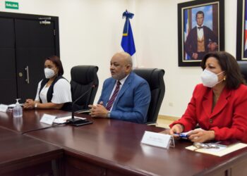 Roberto Fulcar afirma que todo está listo para el reinicio de clases